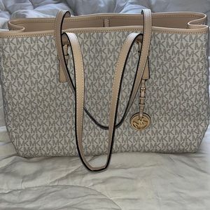 Michael Kors Tote